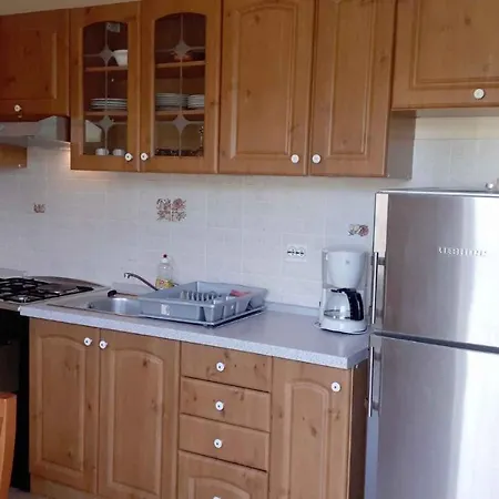 umber 2 Apartman